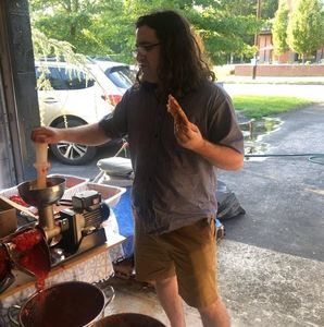 Meet your Posher, Joe